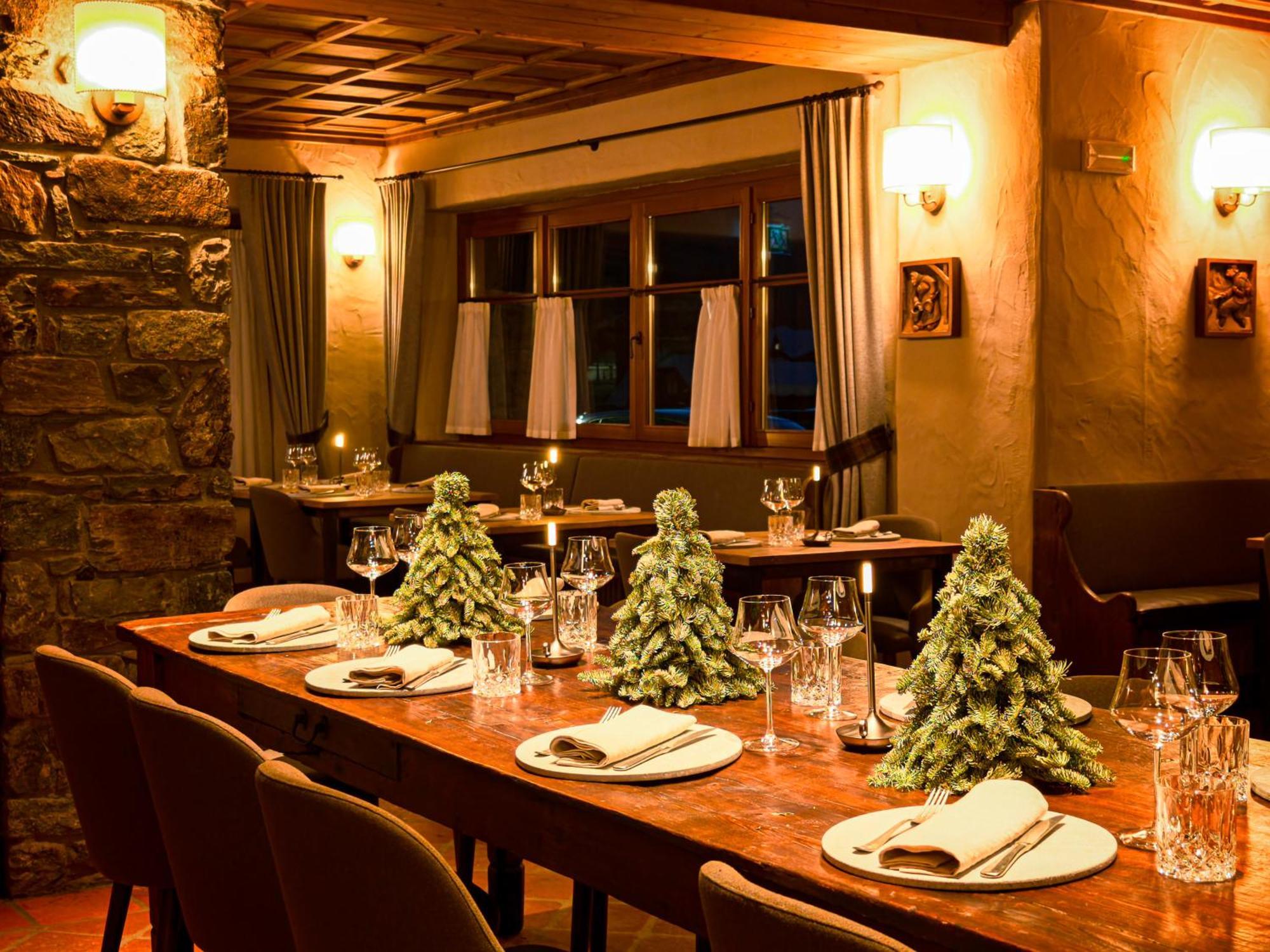 Hotel Breithorn Чамполук Екстериор снимка