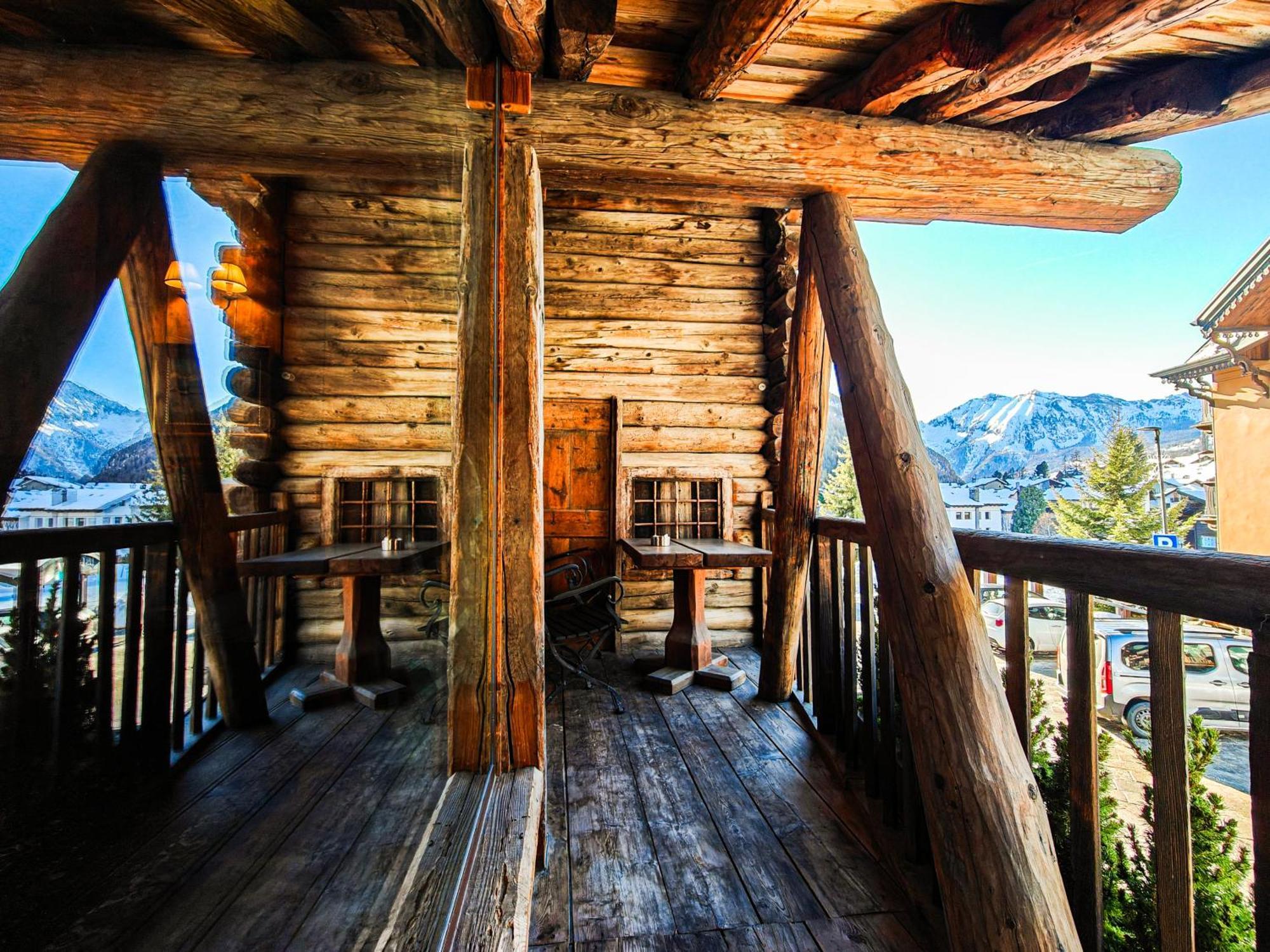 Hotel Breithorn Чамполук Екстериор снимка