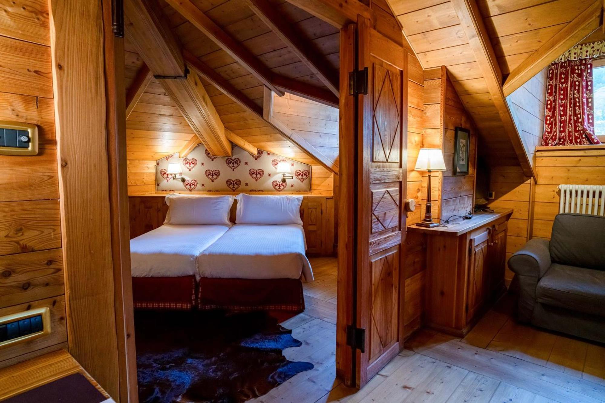 Hotel Breithorn Чамполук Екстериор снимка