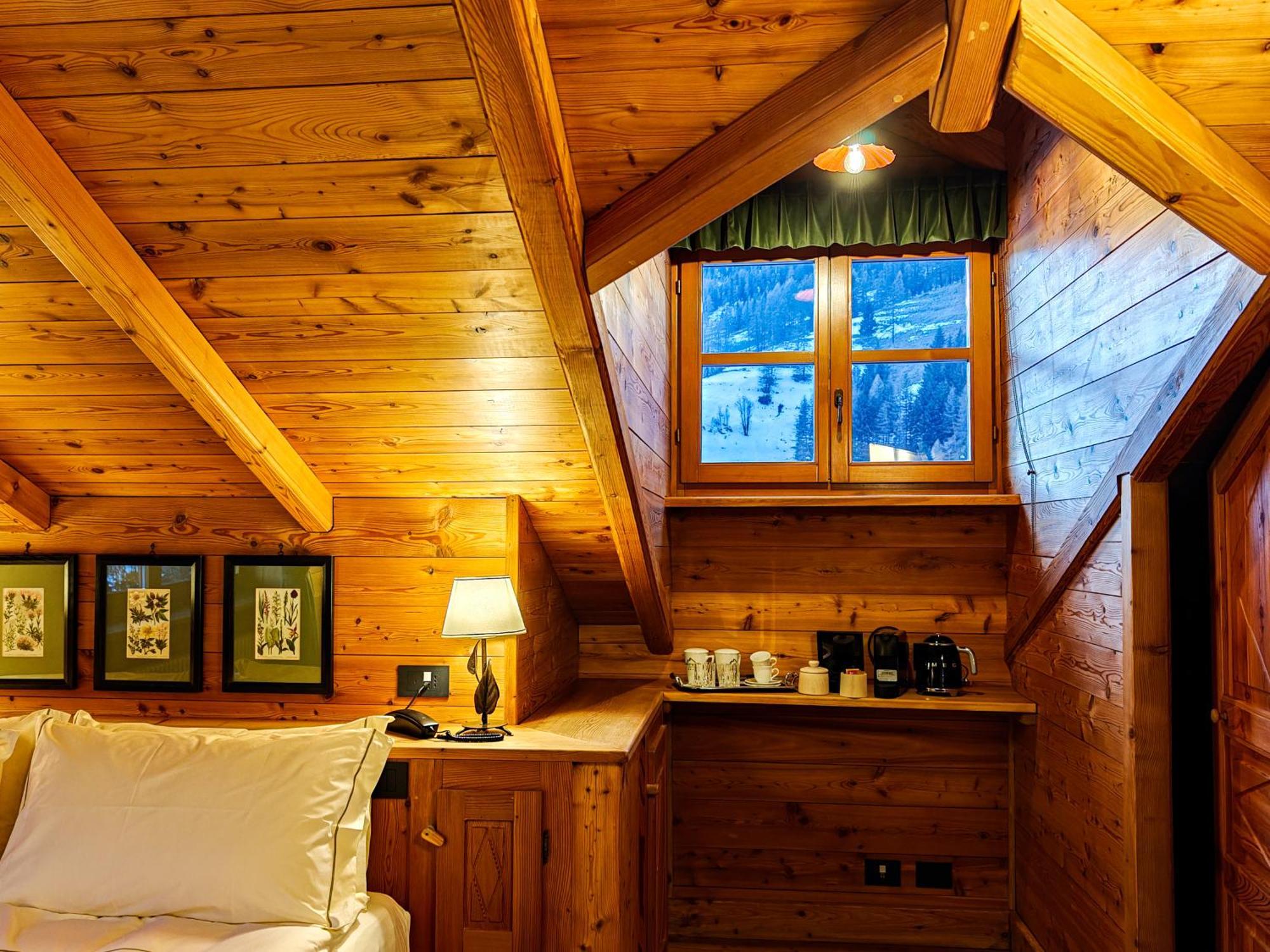 Hotel Breithorn Чамполук Екстериор снимка