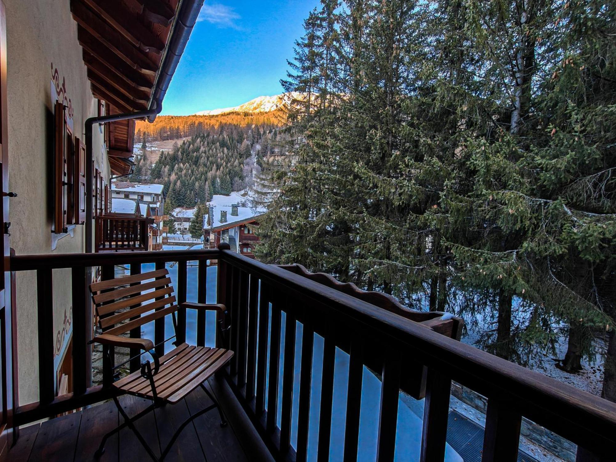Hotel Breithorn Чамполук Екстериор снимка