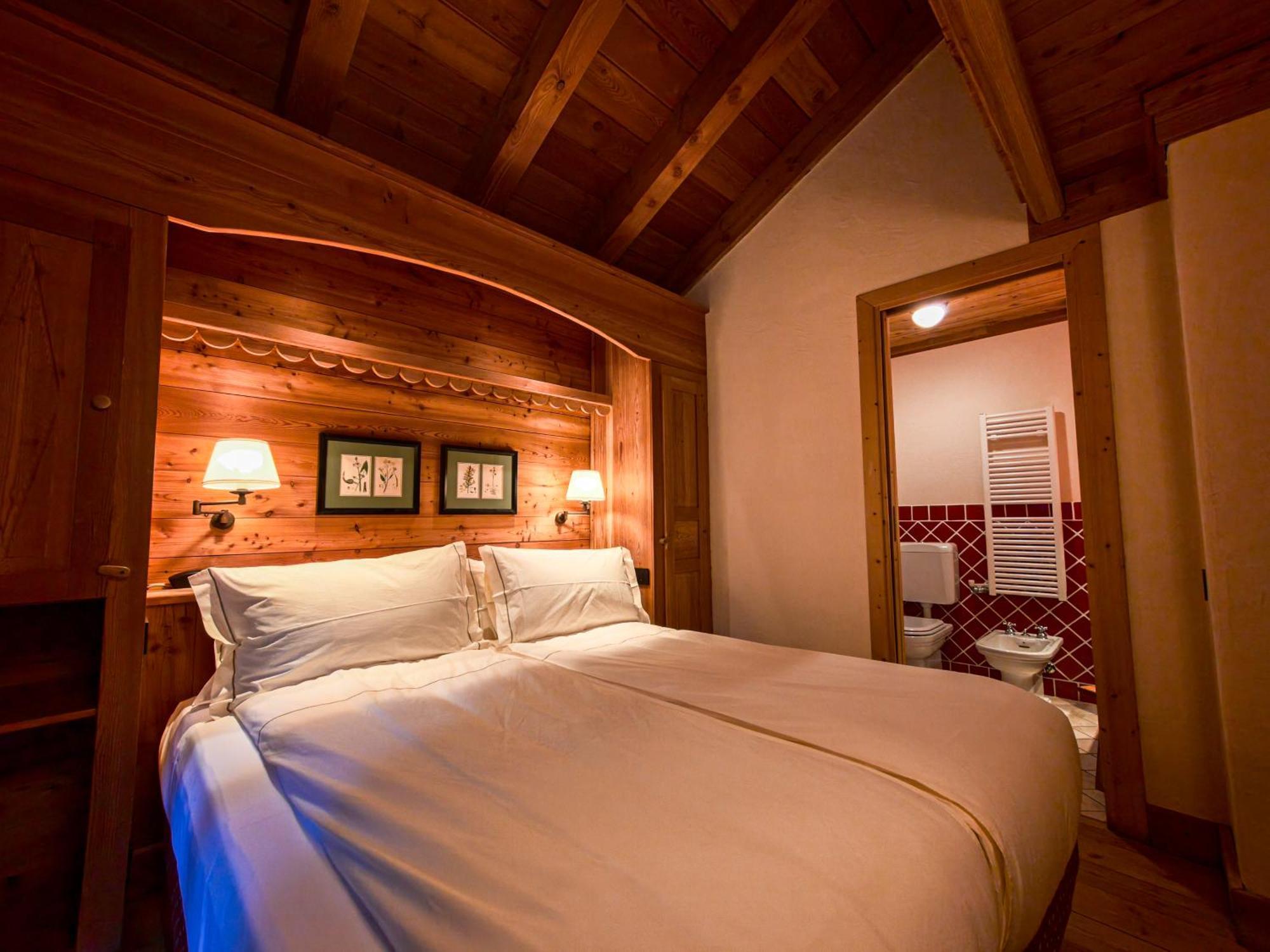 Hotel Breithorn Чамполук Екстериор снимка
