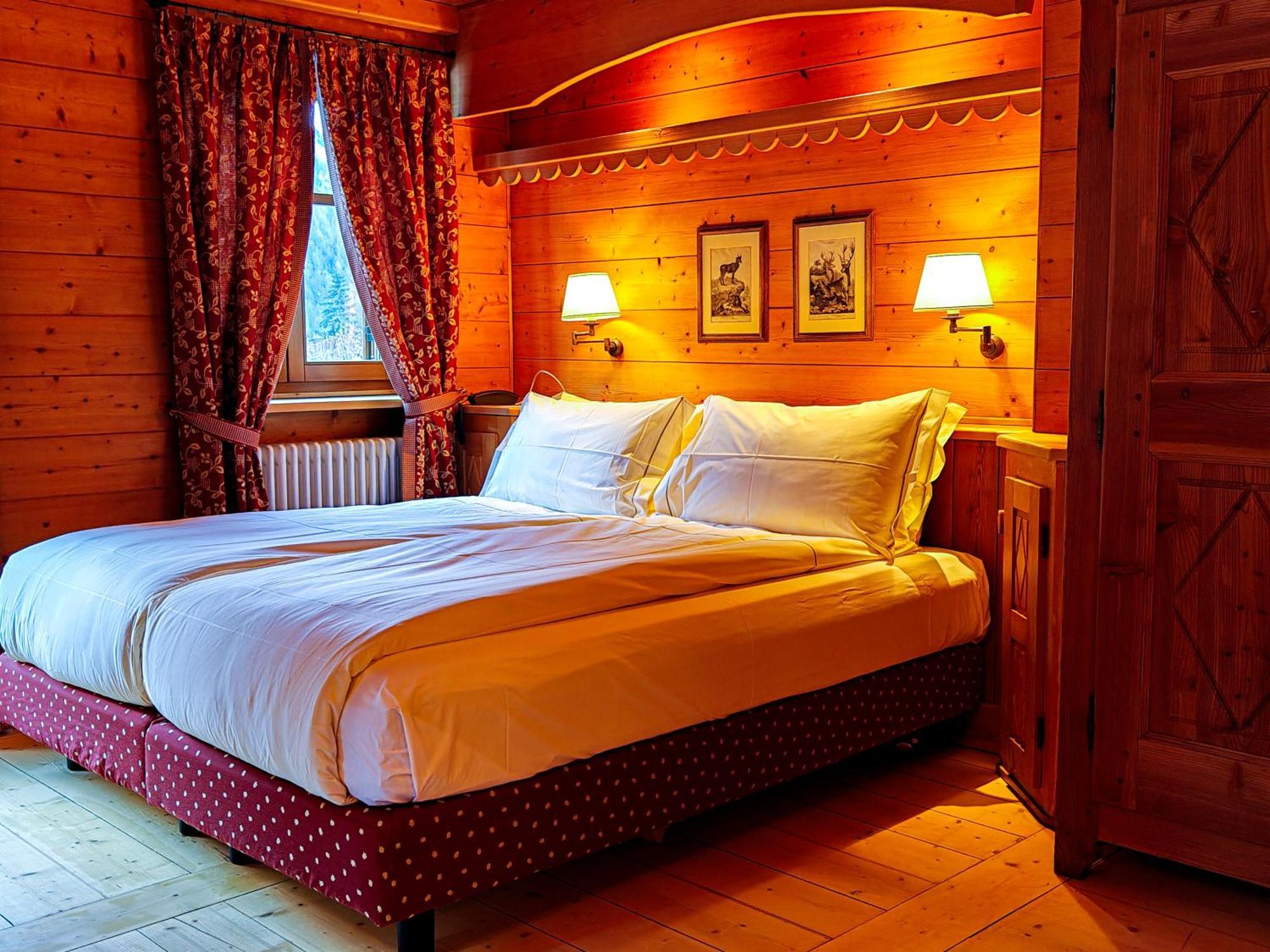 Hotel Breithorn Чамполук Екстериор снимка